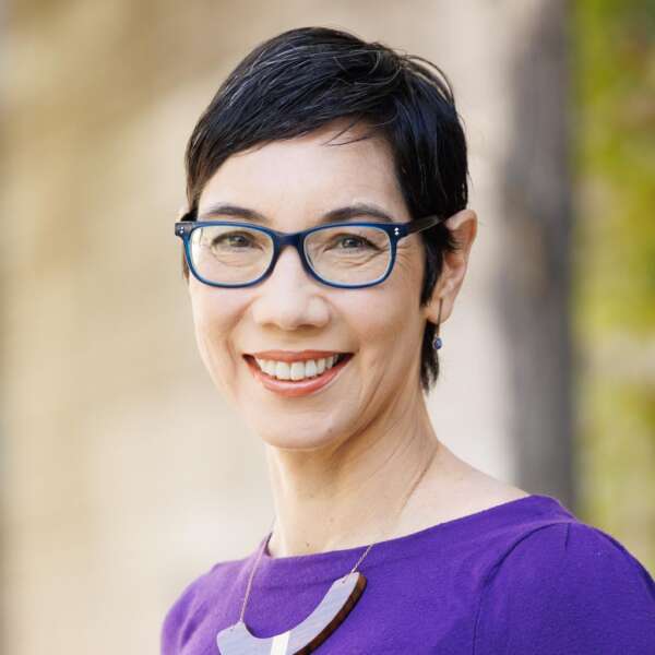 Eve Oishi profile image