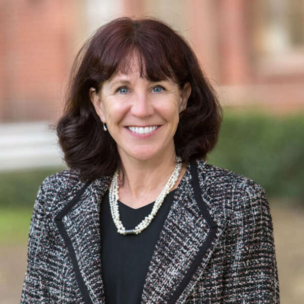 Deborah MacInnis profile image