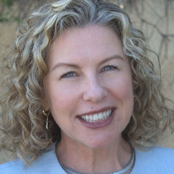 Laura Burgis profile image